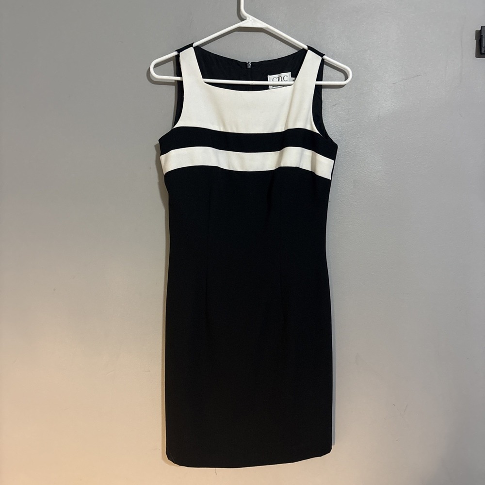 CDC Vintage Black & White Sleeveless Dress Sz 4 100% Polyester Vintage